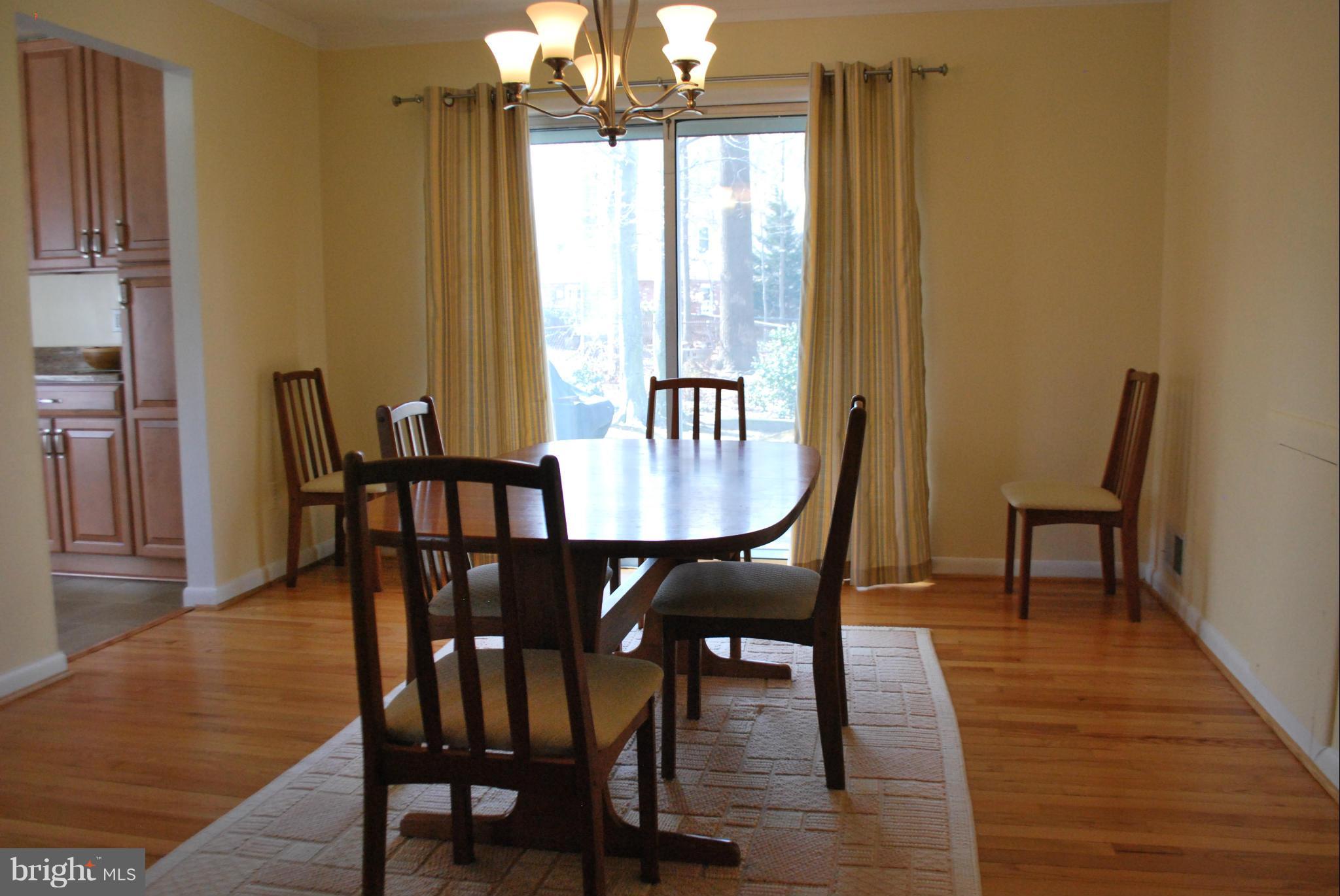 7209 Hadlow Drive Springfield, VA 22152 - Photo 9 of 30 Dining Room