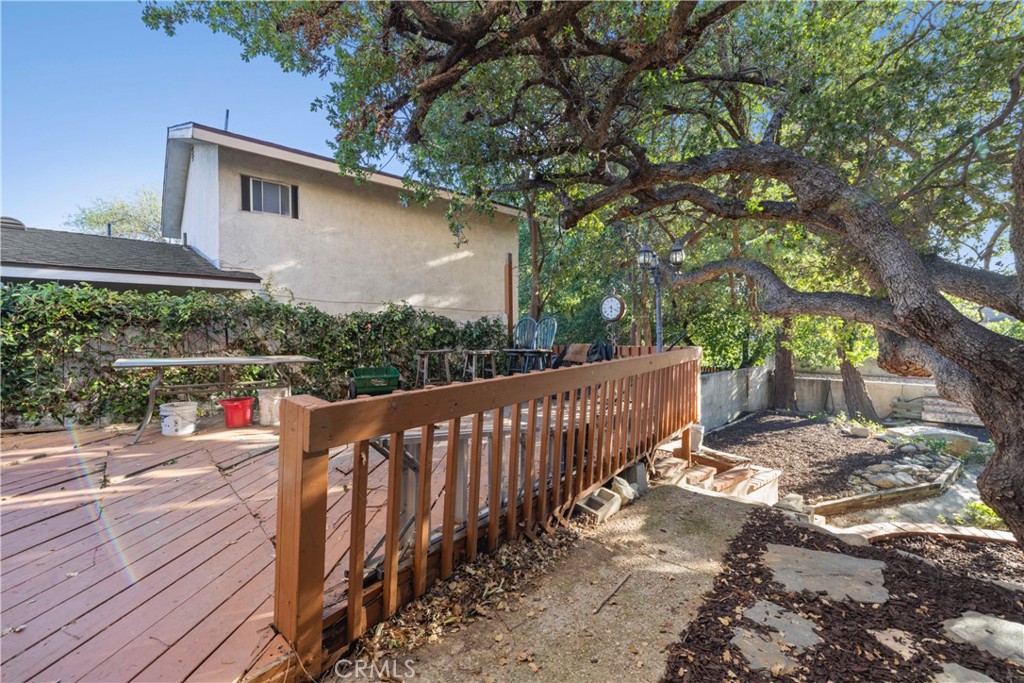 25048 Wheeler Road Newhall, CA 91321 - Photo 61 of 73