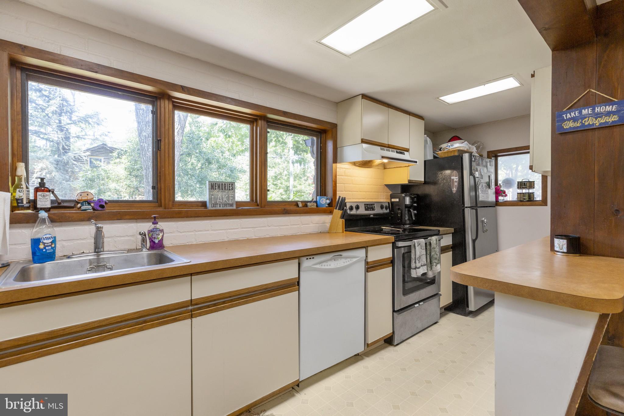 137 Apache Trail Medford Lakes, NJ 08055 - Photo 14 of 30