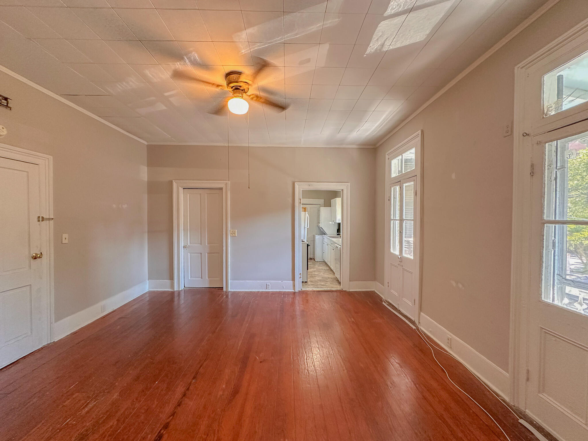 7 Bee Street, Unit B Charleston, SC 29403 - Photo 4 of 15 IMG_4144