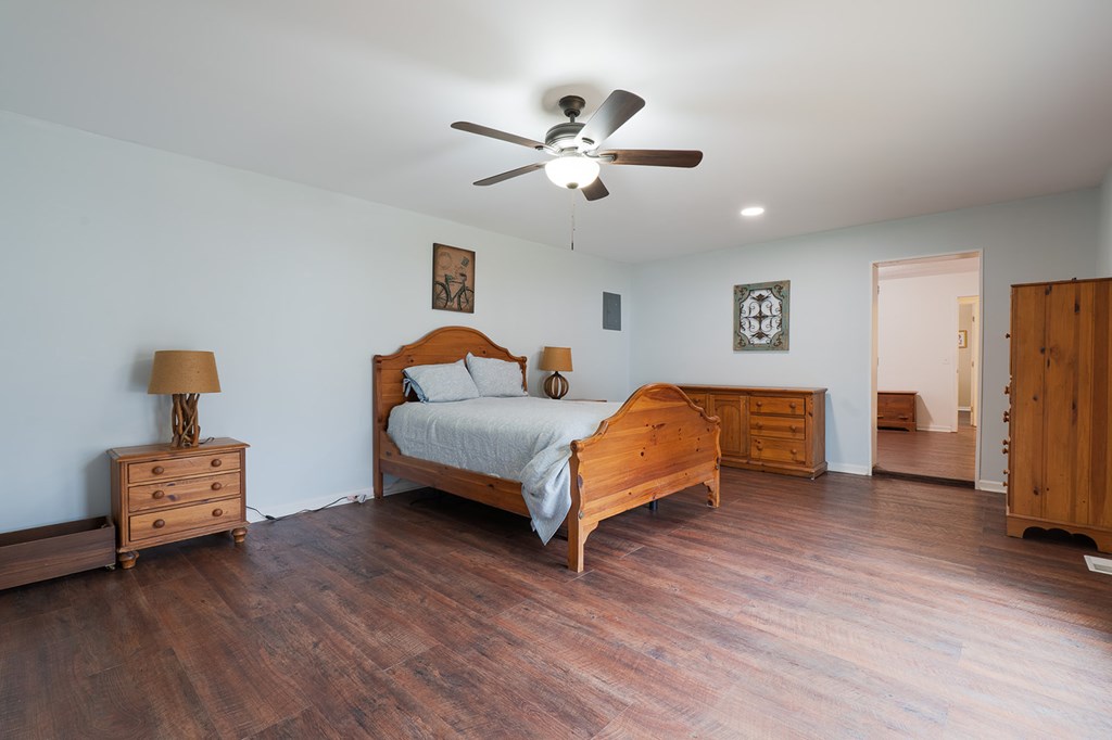 240 Sunrise Circle Southeast Calhoun, GA 30701 - Photo 17 of 49