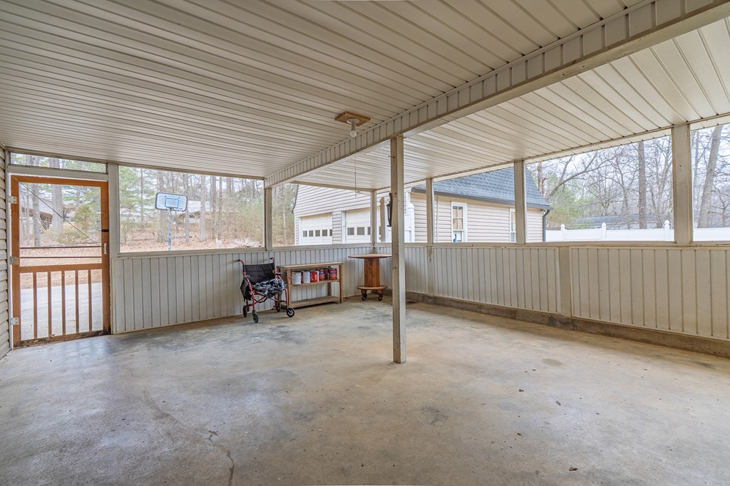 240 Sunrise Circle Southeast Calhoun, GA 30701 - Photo 32 of 49