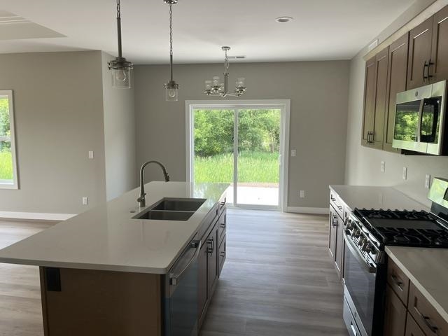 190 Deerrun Fall River, WI 53932 - Photo 18 of 46