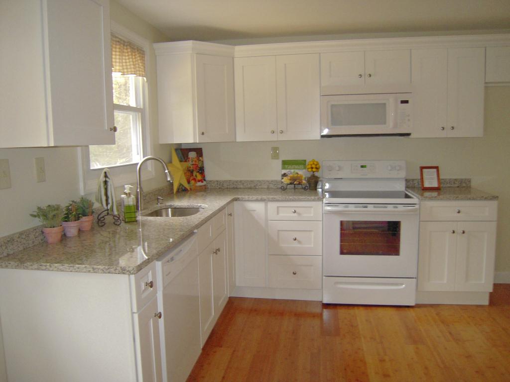 137 East Penacook Road Hopkinton, NH 03229 - Photo 8 of 25