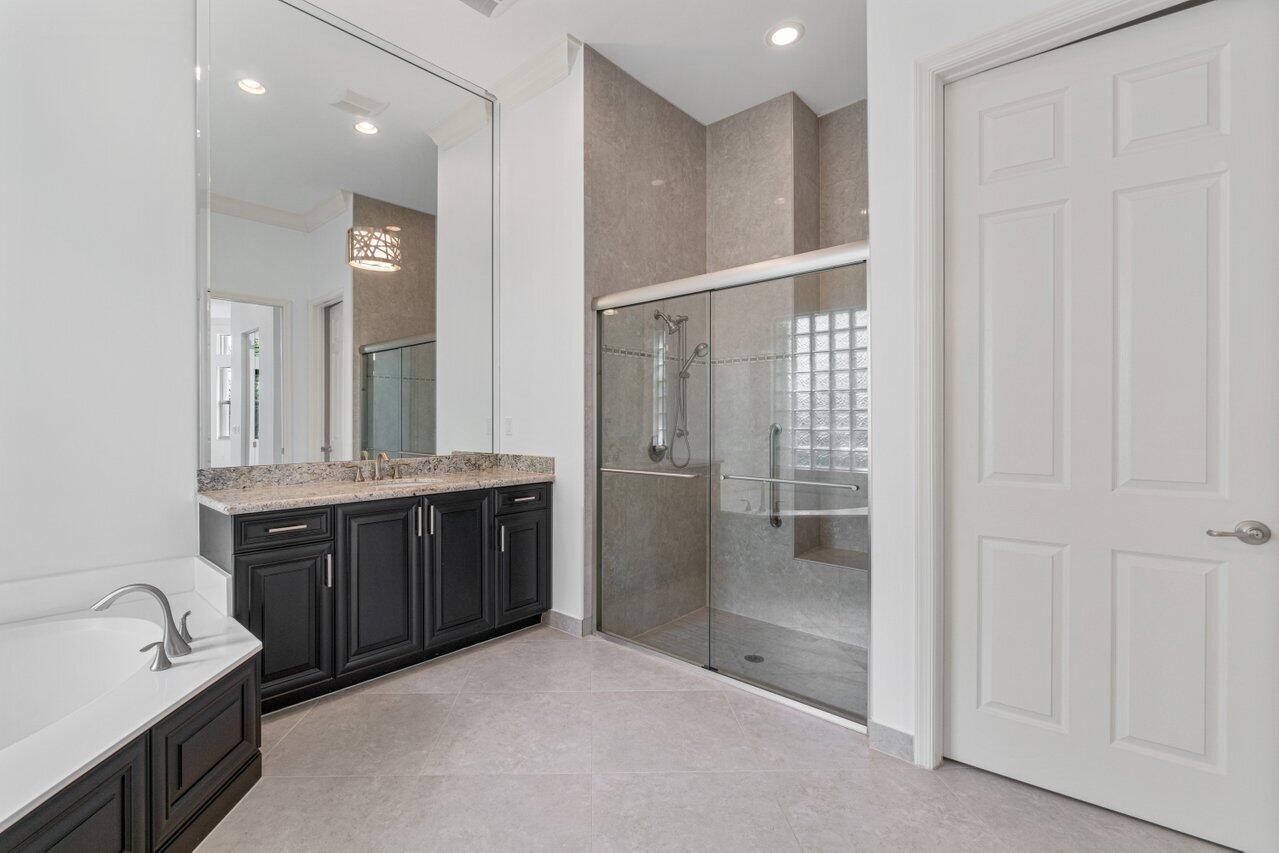 9039 Ribbons Ridge Point Boynton Beach, FL 33473 - Photo 16 of 51 Master Bathroom
