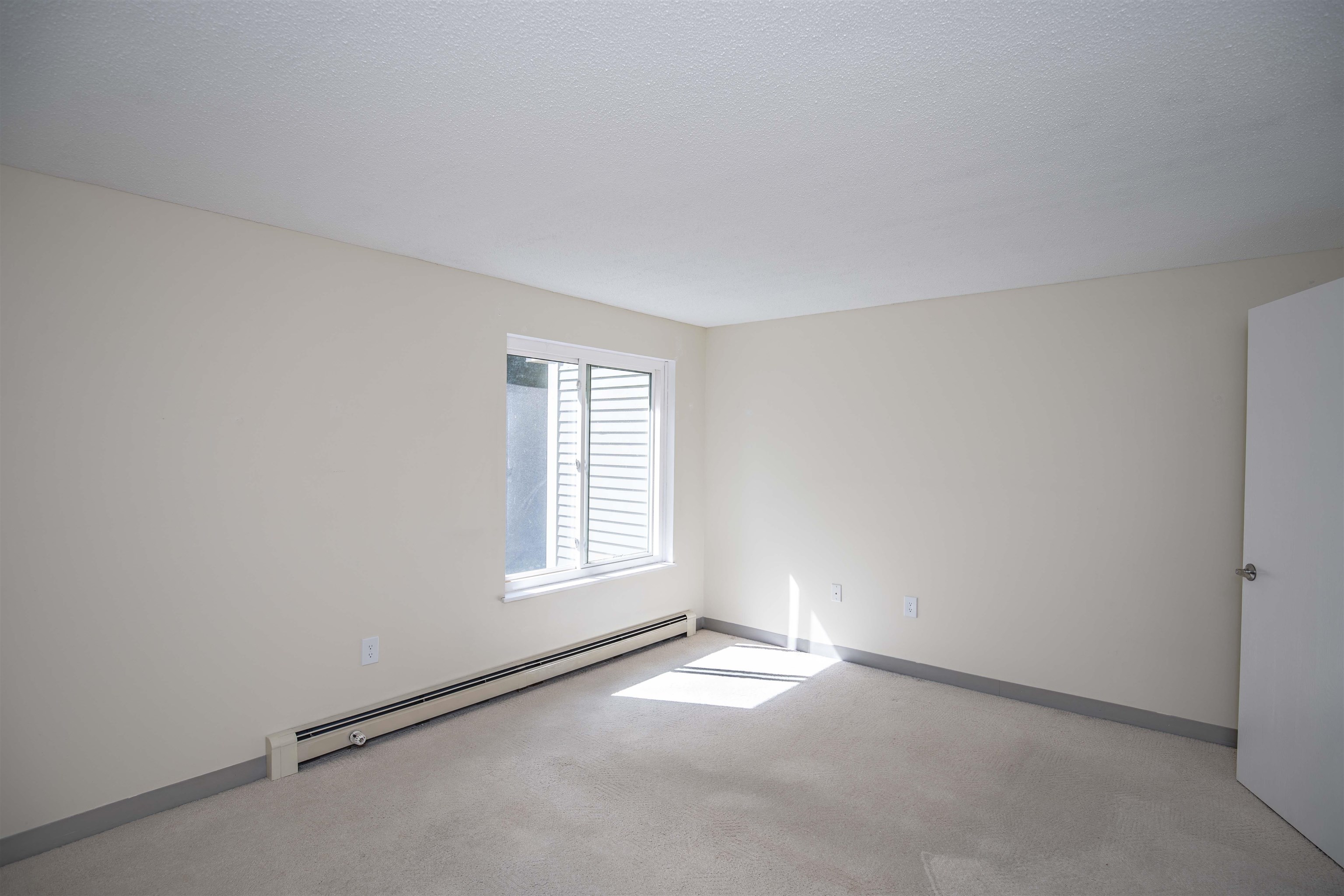 238 Base Hill Road, Unit 21 Keene, NH 03431 - Photo 4 of 20