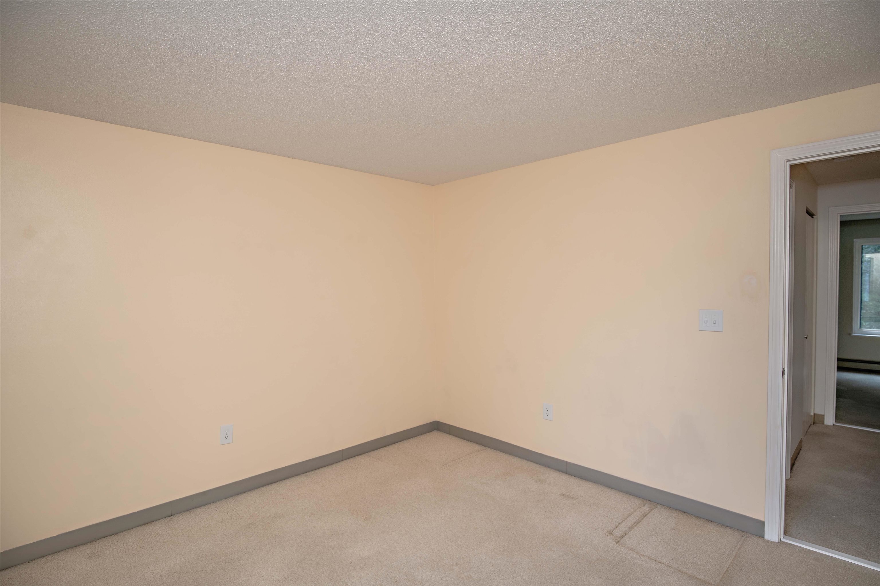 238 Base Hill Road, Unit 21 Keene, NH 03431 - Photo 6 of 20