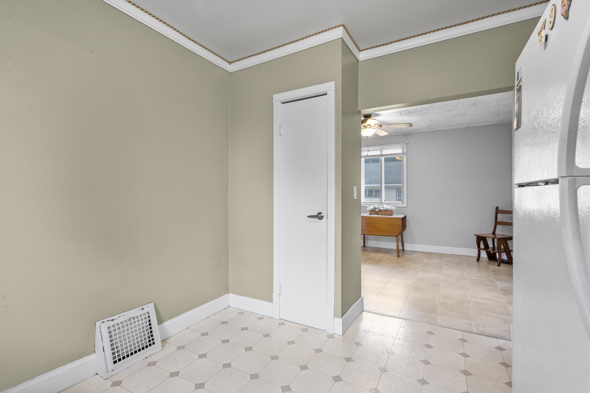 612 South Weimar Street Appleton, WI 54915 - Photo 21 of 40 Gallery Image 21