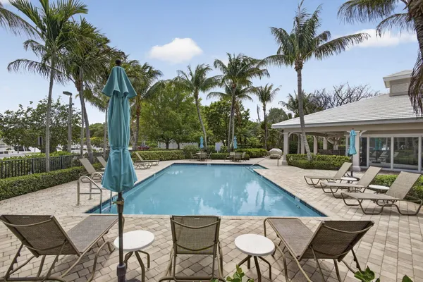 $425,000 | 14410 Palmwood Road, Palm Beach Gardens, FL 33410