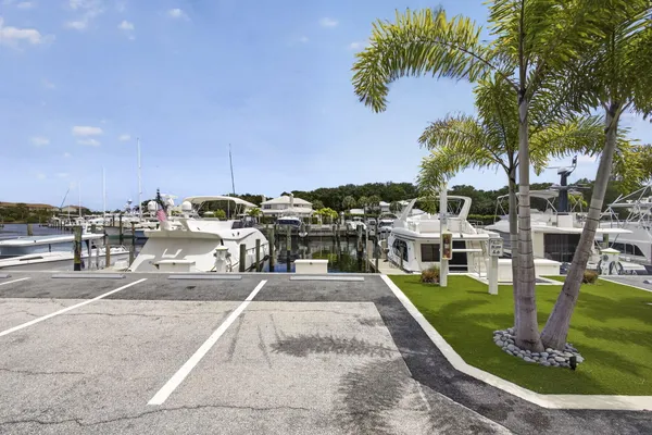 $425,000 | 14410 Palmwood Road, Palm Beach Gardens, FL 33410