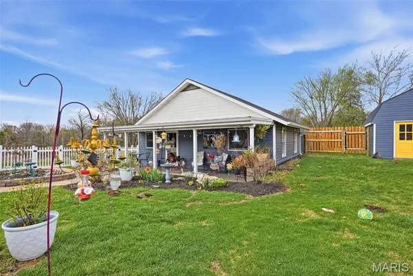 $249,900 | 5165 Von Beine Lane, Cedar Hill, MO 63016