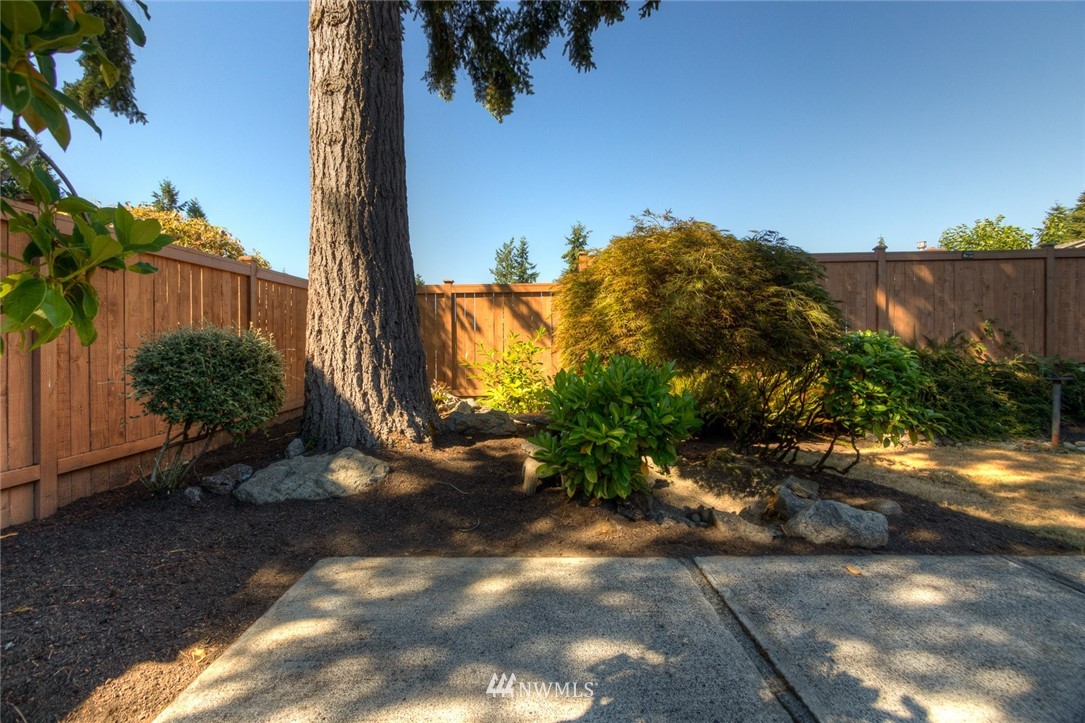 1924 Southeast 19th Court Renton, WA 98055 - Photo 17 of 23 Gallery Image 17