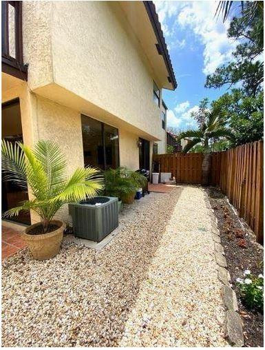 5705 Fox Hollow Drive, Unit B Boca Raton, FL 33486 - Photo 28 of 30 Photo 28