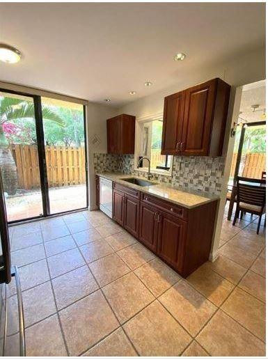 5705 Fox Hollow Drive, Unit B Boca Raton, FL 33486 - Photo 5 of 30 Photo 5