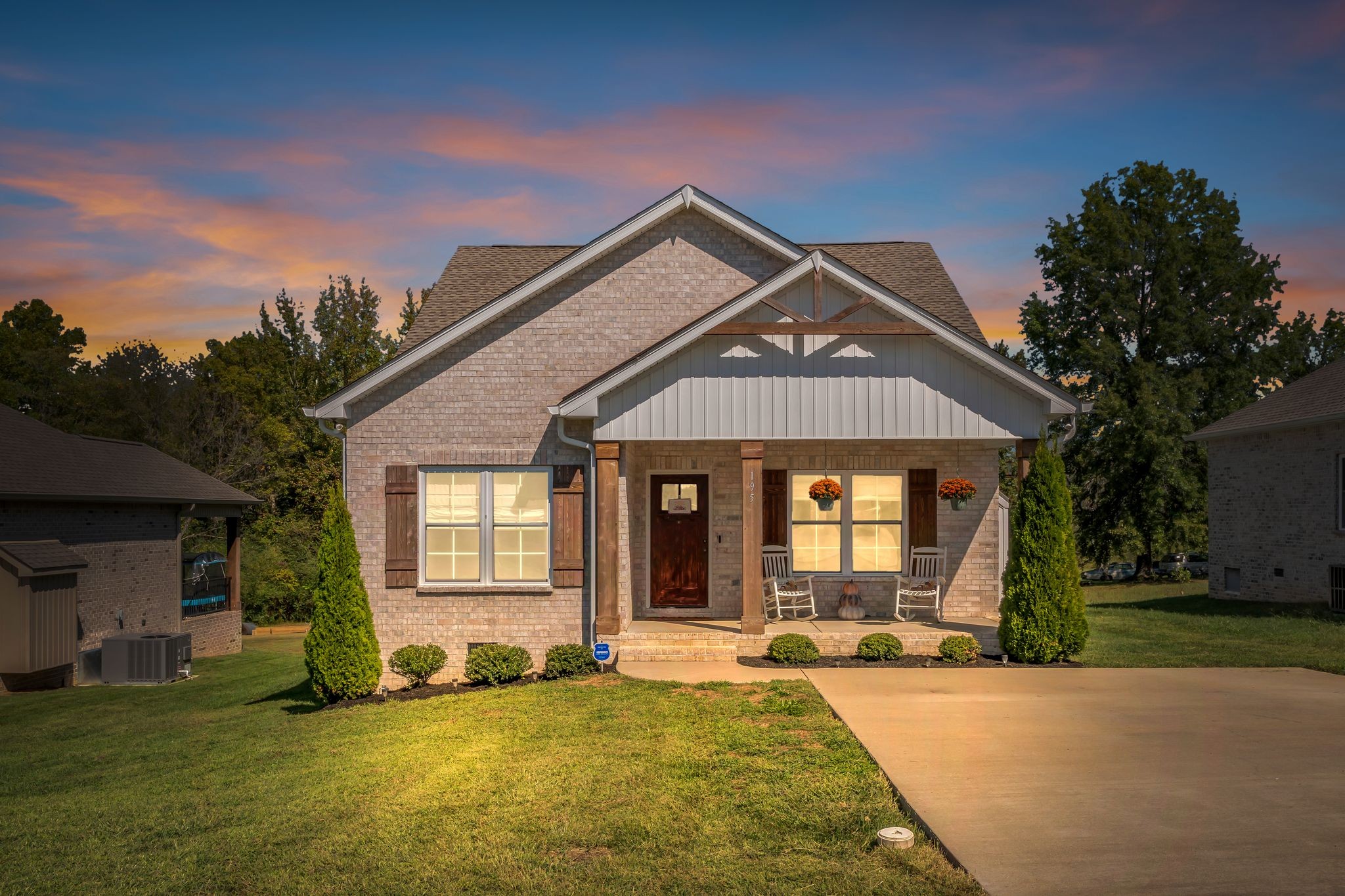 195 Julia Ann Court Springfield, TN 37172 - Photo 2 of 28 a front view of a house with a yard
