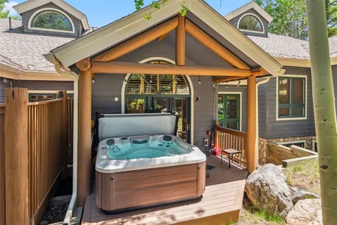 a view of outdoor sitting space