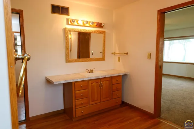 $364,500 | 1777 Road B5 Emporia Ks 66801, Emporia, KS 66801