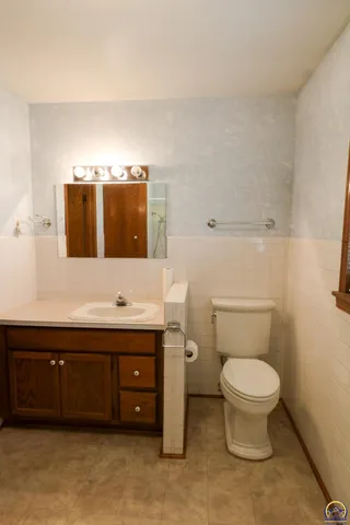 $364,500 | 1777 Road B5 Emporia Ks 66801, Emporia, KS 66801