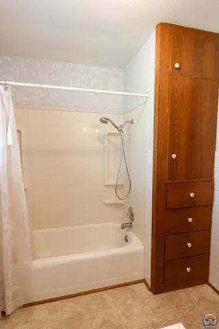 $364,500 | 1777 Road B5 Emporia Ks 66801, Emporia, KS 66801