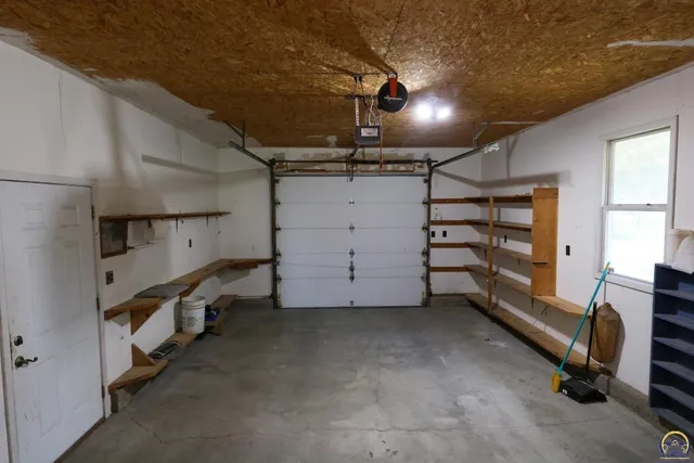 $364,500 | 1777 Road B5 Emporia Ks 66801, Emporia, KS 66801