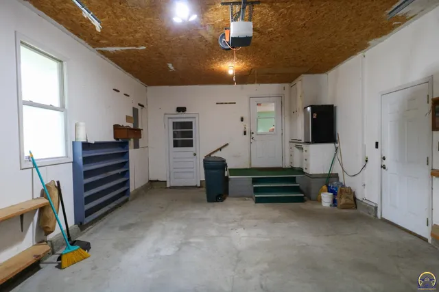 $364,500 | 1777 Road B5 Emporia Ks 66801, Emporia, KS 66801