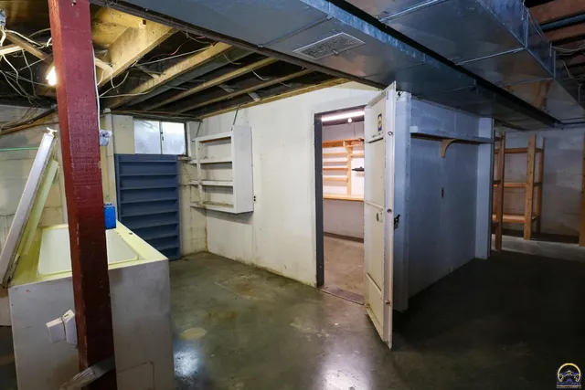 $364,500 | 1777 Road B5 Emporia Ks 66801, Emporia, KS 66801