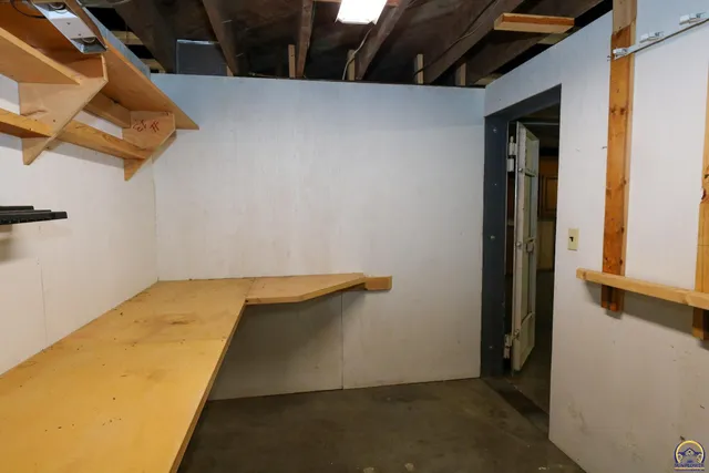 $364,500 | 1777 Road B5 Emporia Ks 66801, Emporia, KS 66801