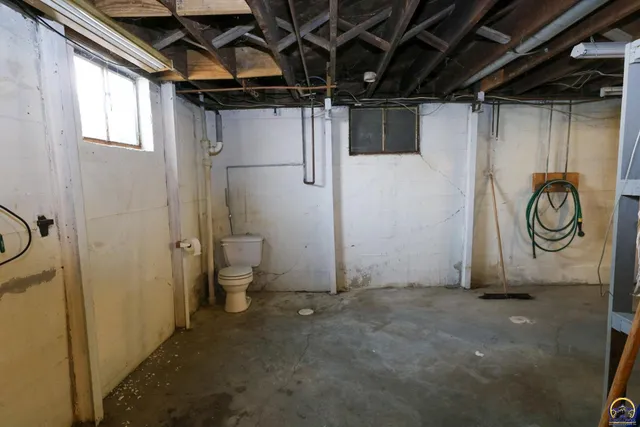 $364,500 | 1777 Road B5 Emporia Ks 66801, Emporia, KS 66801