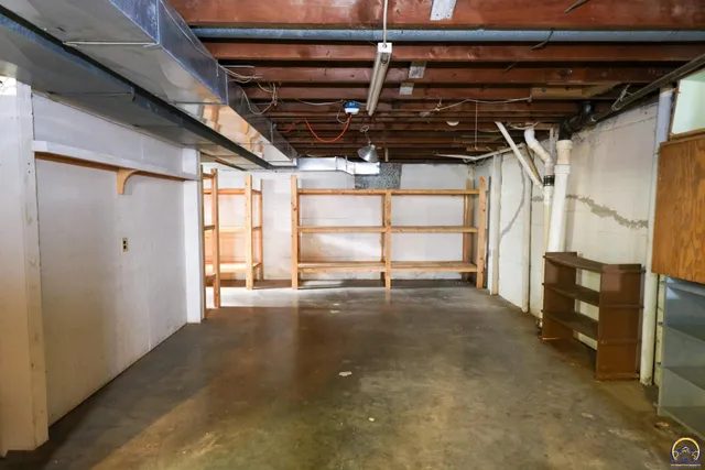 $364,500 | 1777 Road B5 Emporia Ks 66801, Emporia, KS 66801