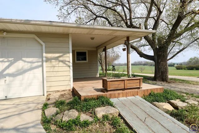 $364,500 | 1777 Road B5 Emporia Ks 66801, Emporia, KS 66801