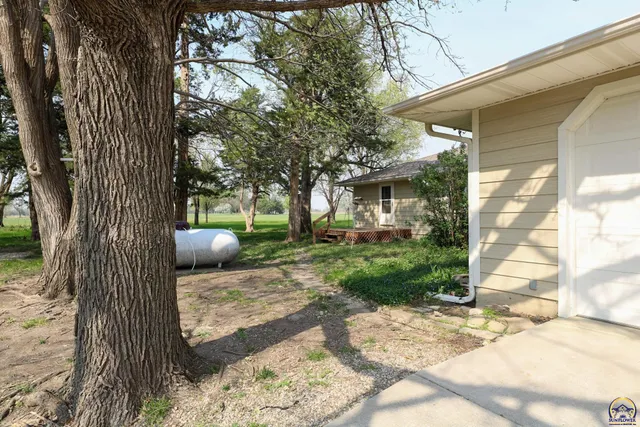 $364,500 | 1777 Road B5 Emporia Ks 66801, Emporia, KS 66801