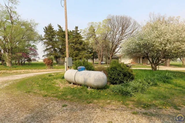 $364,500 | 1777 Road B5 Emporia Ks 66801, Emporia, KS 66801