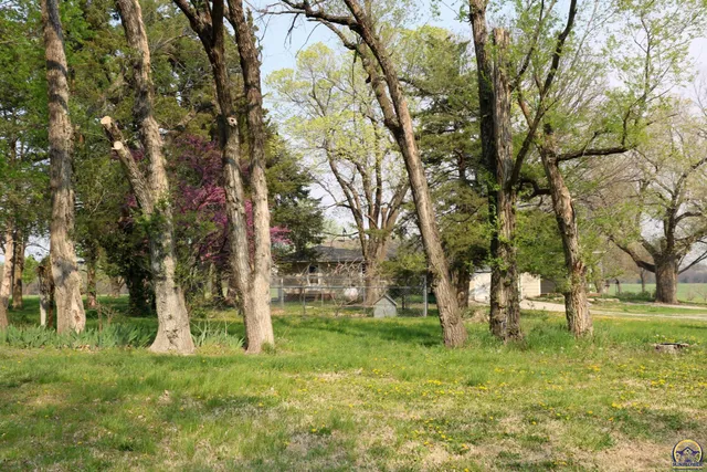 $364,500 | 1777 Road B5 Emporia Ks 66801, Emporia, KS 66801