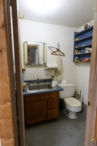 $364,500 | 1777 Road B5 Emporia Ks 66801, Emporia, KS 66801