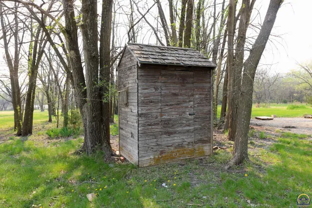 $364,500 | 1777 Road B5 Emporia Ks 66801, Emporia, KS 66801