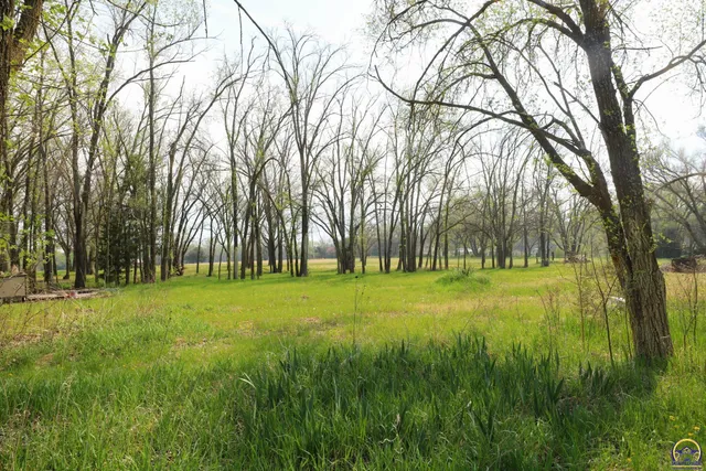 $364,500 | 1777 Road B5 Emporia Ks 66801, Emporia, KS 66801
