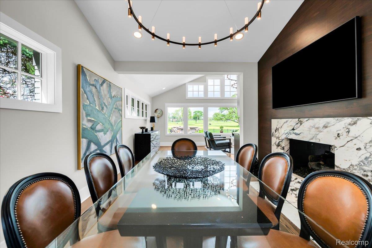 3816 West Maple Road Bloomfield Hills, MI 48301 - Photo 21 of 78 3816 W Maple_21.jpg