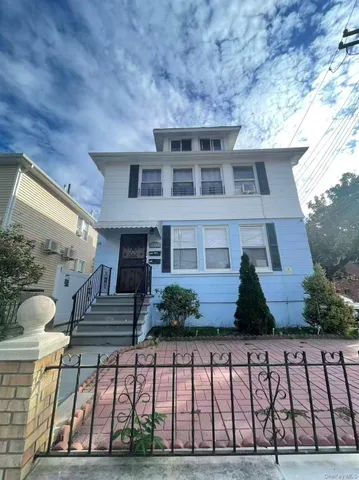 $1,299,000 | 114-02 14th Avenue | College Point