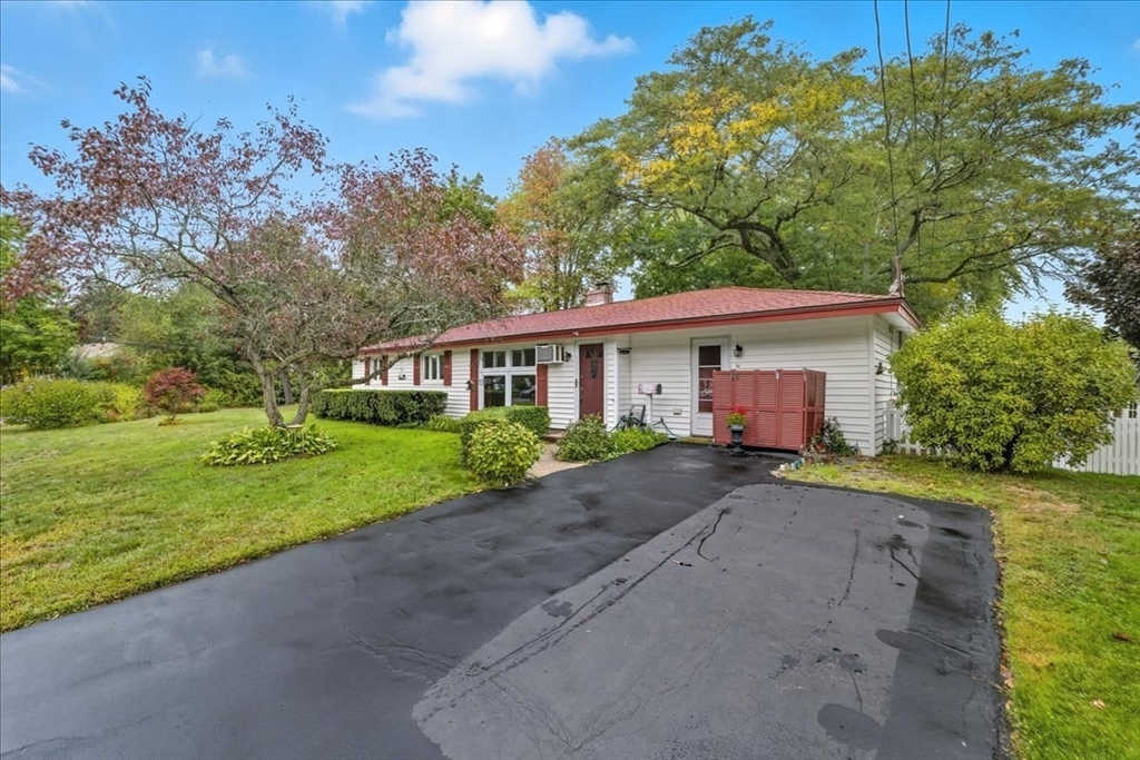 16 Loud Road Holbrook, MA 02343 - Photo 4 of 24 Gallery Image 4