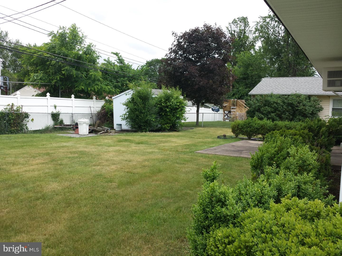 19 Butterfly Lane Levittown, PA 19054 - Photo 32 of 32 a view of a garden with a house