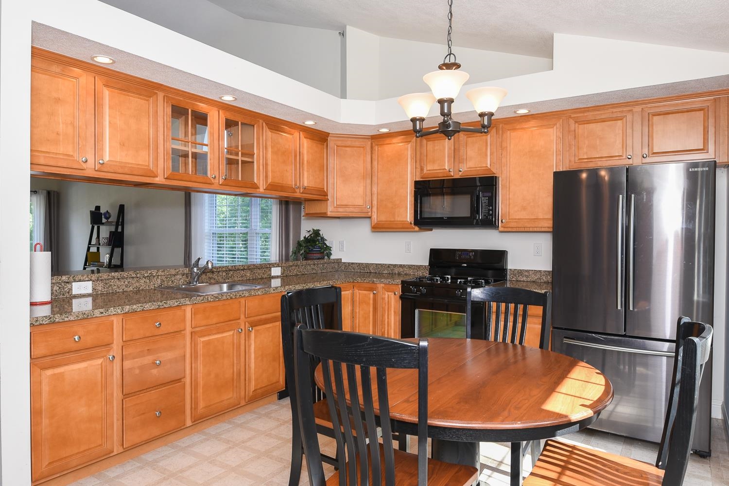 1 Hickory Road Newton, NH 03858 - Photo 4 of 38 Gallery Image 4
