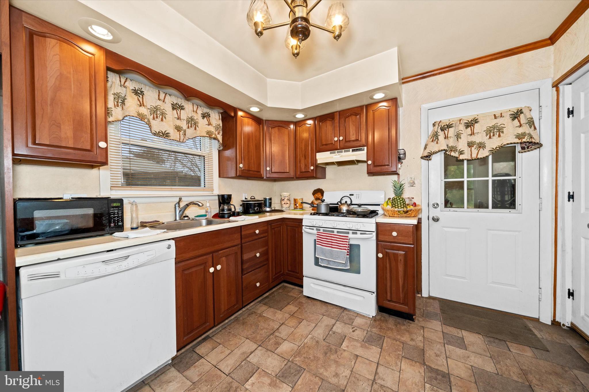 101 North Brownleaf Road Newark, DE 19713 - Photo 7 of 26