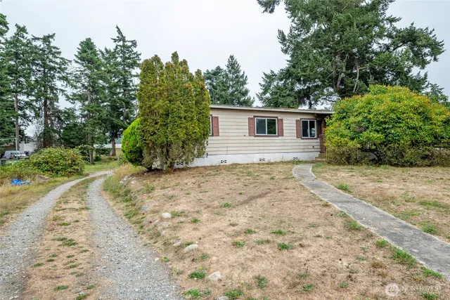 $235,000 | 994 Diane Avenue, Oak Harbor, WA 98277