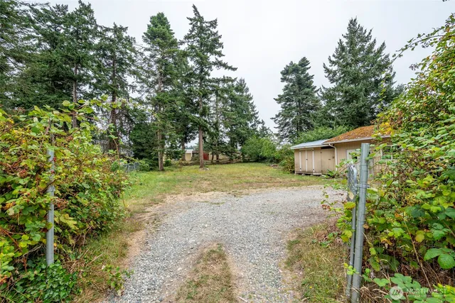 $235,000 | 994 Diane Avenue, Oak Harbor, WA 98277