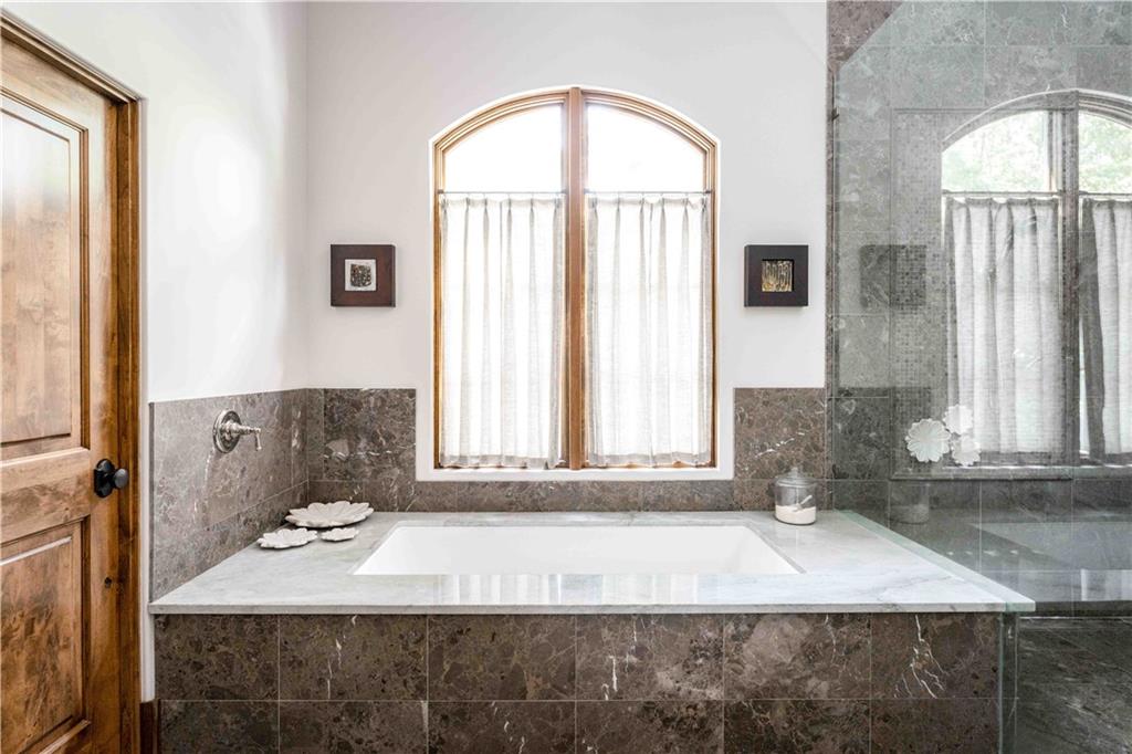 3118 West Roxboro Road Northeast Atlanta, GA 30324 - Photo 42 of 68