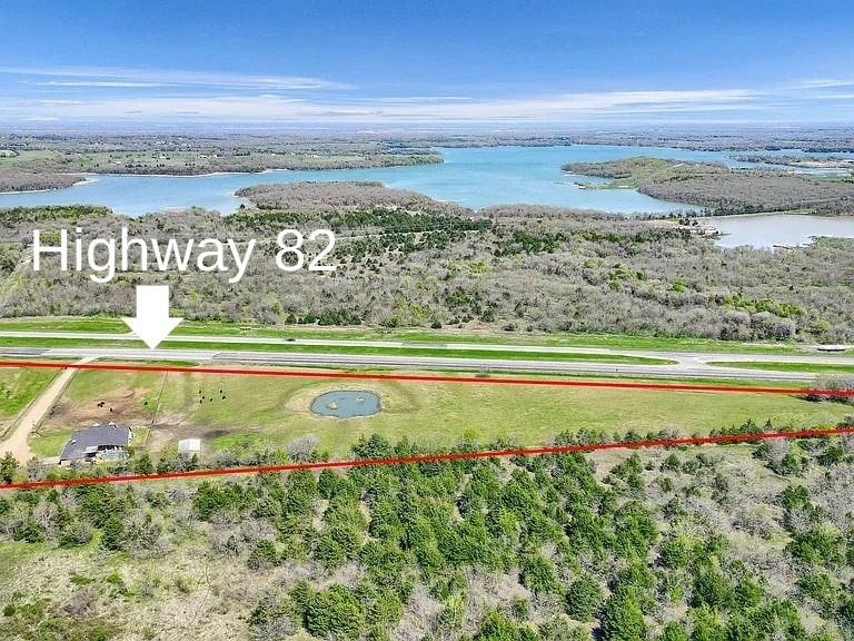 710 Highway 82 Bells, TX 75414 - Photo 2 of 40 a view of an ocean and a mountain