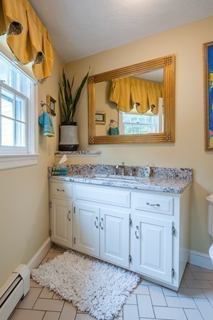 66 Spring Hill Road North Andover, MA 01845 - Photo 15 of 30 Gallery Image 15