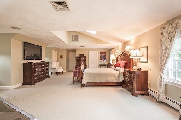 66 Spring Hill Road North Andover, MA 01845 - Photo 18 of 30 Gallery Image 18