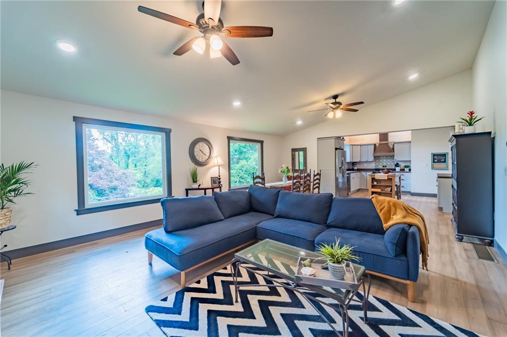 100 7th Street Pittsburgh, PA 15229 - Photo 4 of 23