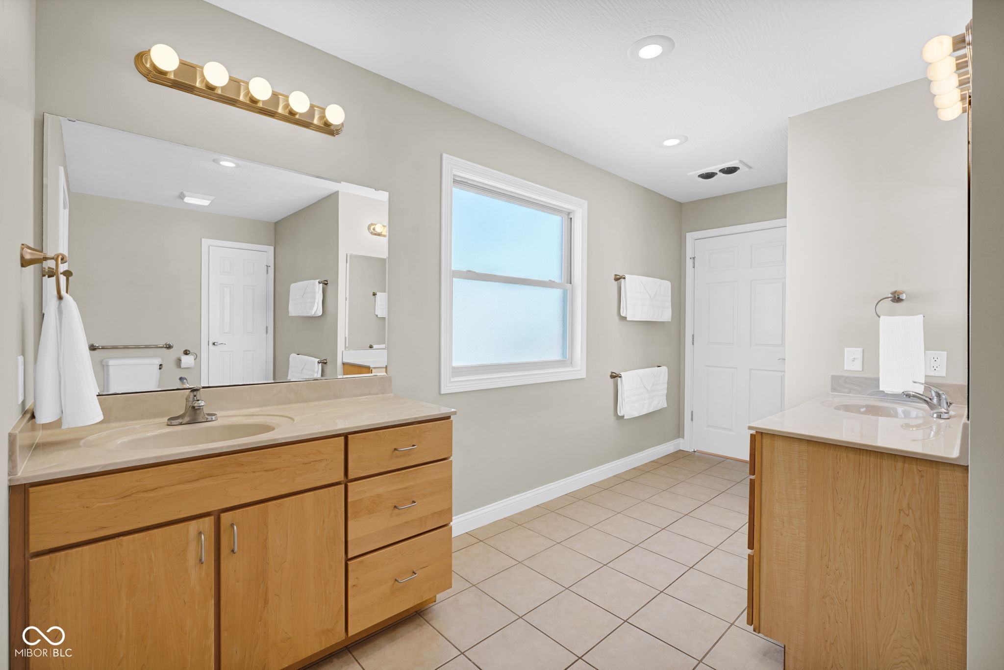 2202 Pear Tree Court Columbus, IN 47201 - Photo 20 of 39